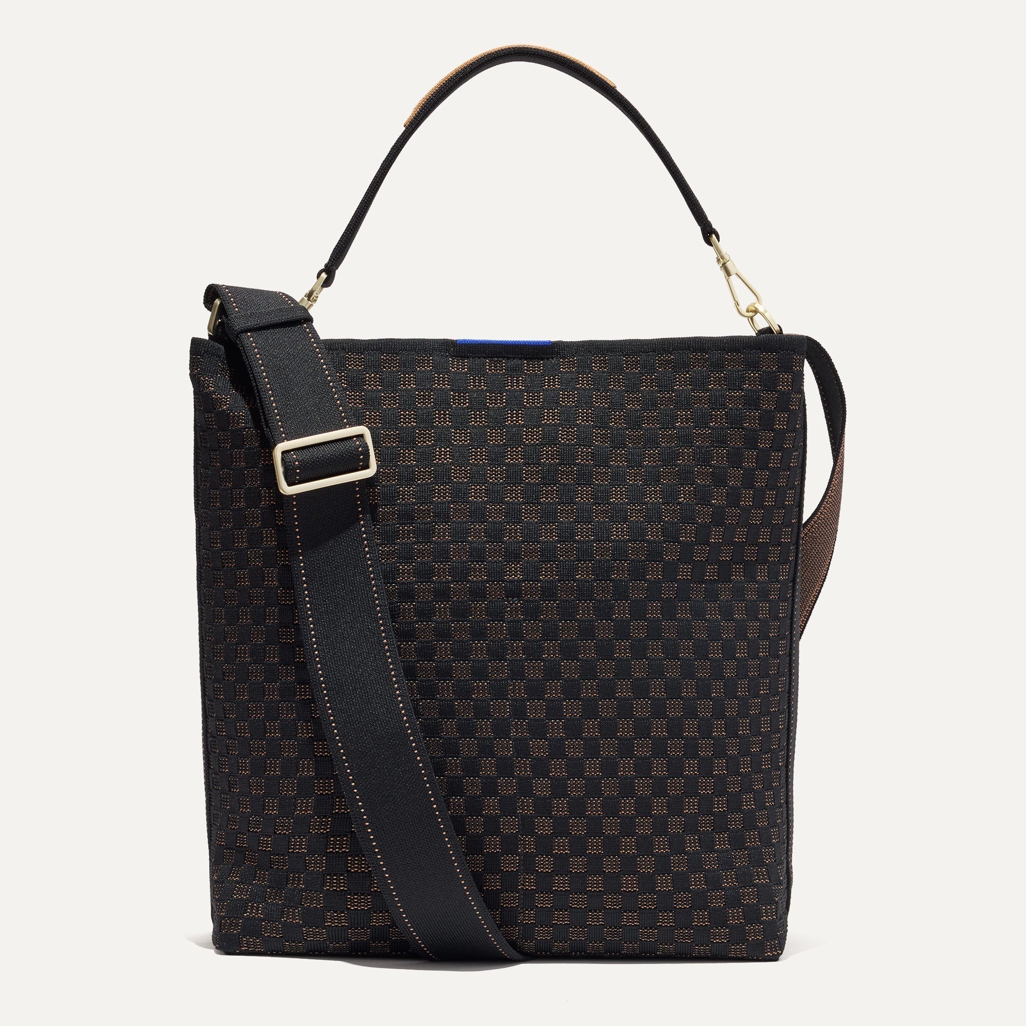 039_BucketBag_NightSong_Front_0026_shop.jpg