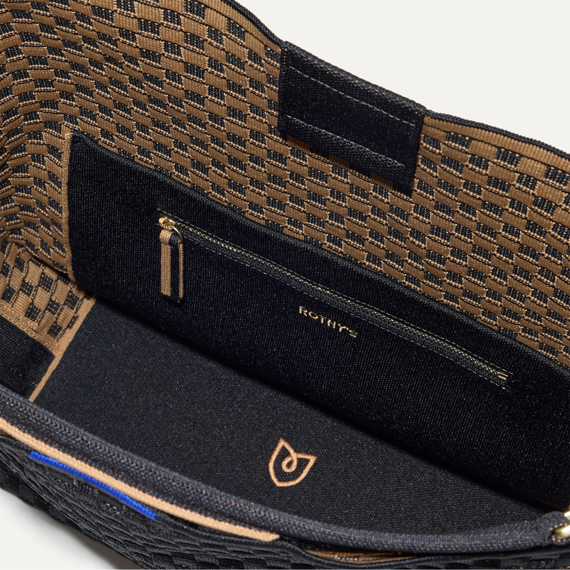039_BucketBag_NightSong_Pocket_0452.jpg