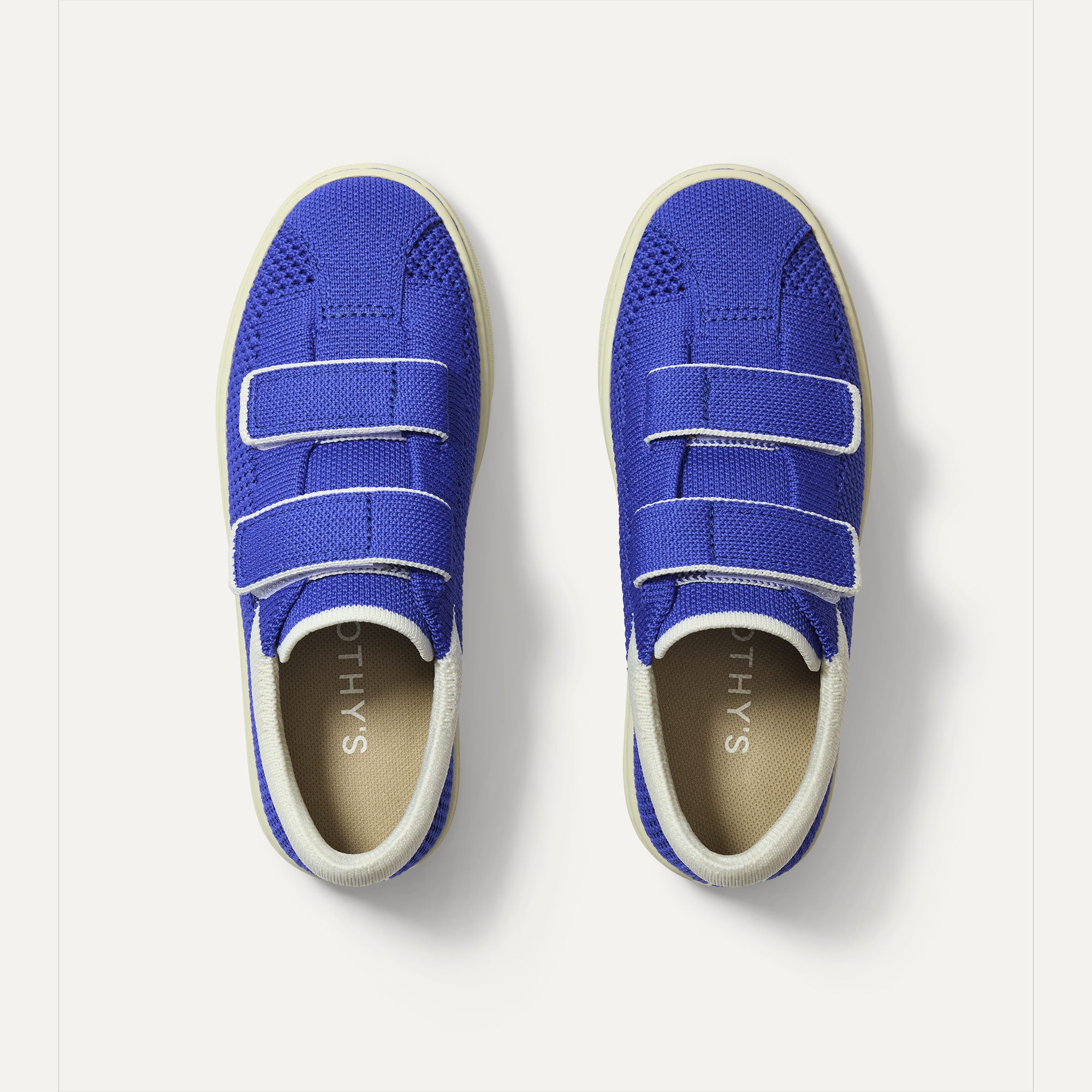 068_KidsStrapSneaker_BuoyOpen-Knit_PrimaryOverhead_8778_1.jpg