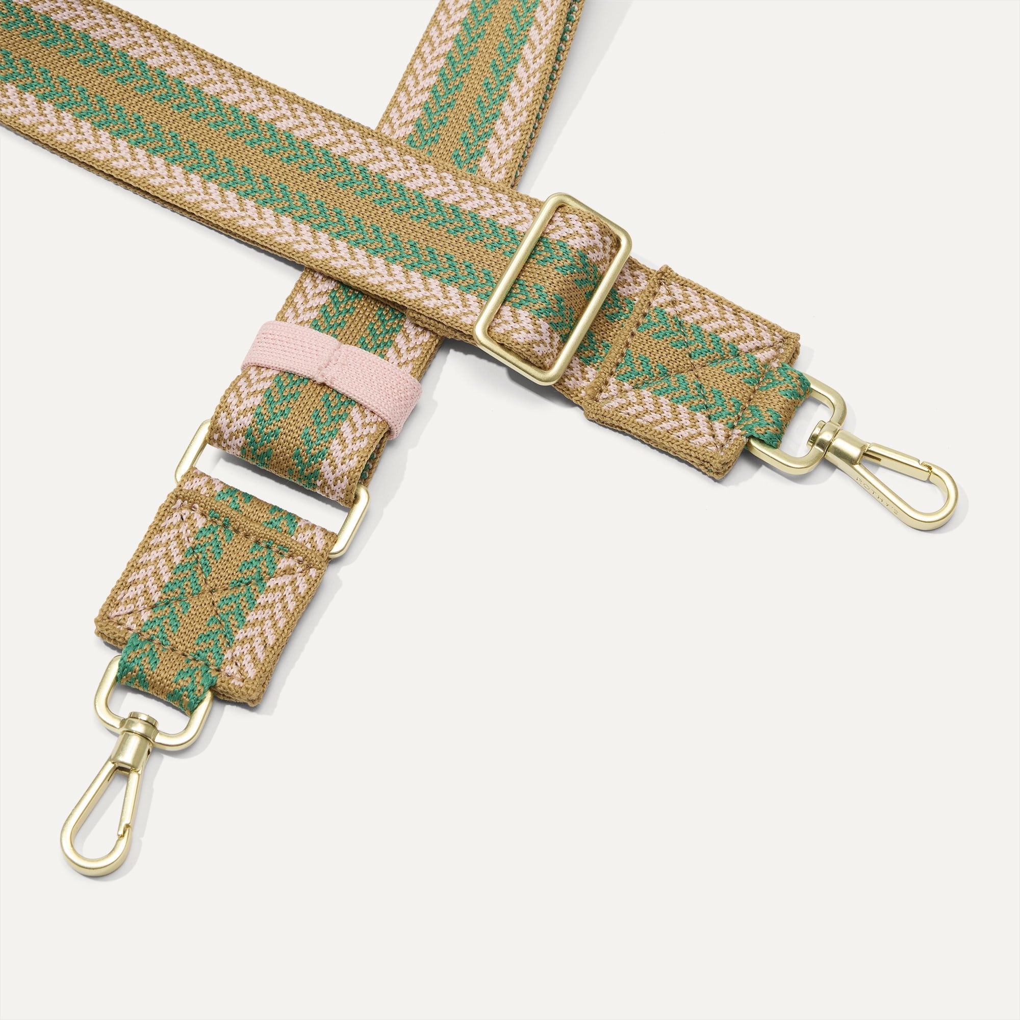 167_CrossbodyStrap_EarthyChevron_Hardware_5678.jpg