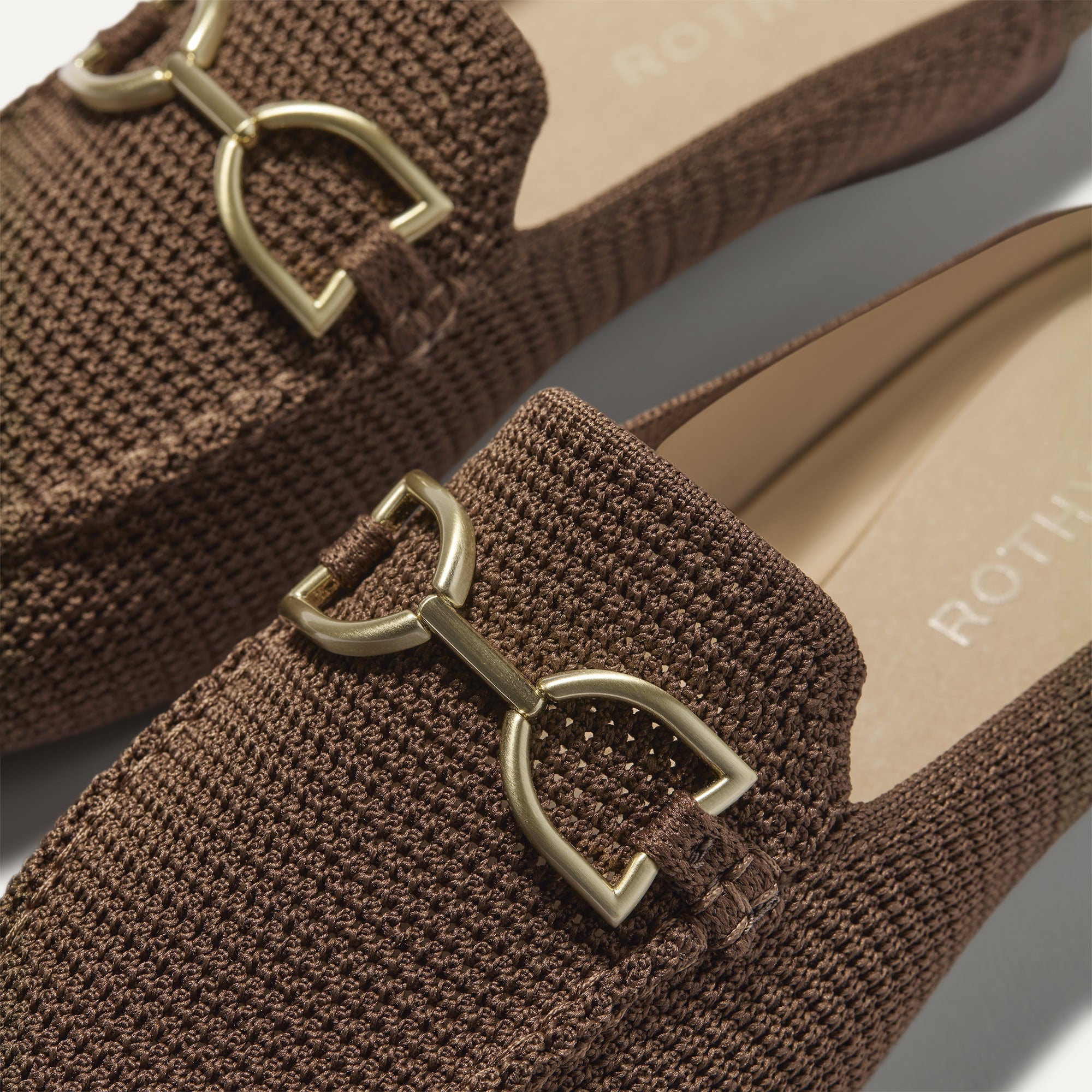 200_DoubleBitLoaferMule_CinnamonRa_a-Knit_Toedetail_Macro_4775.jpg