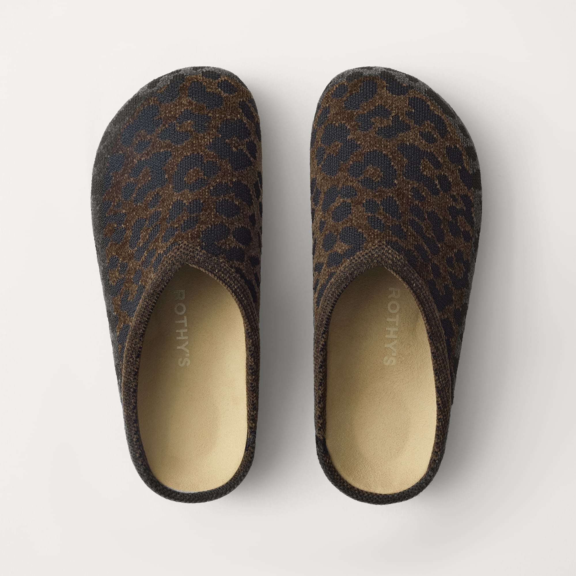406_ReVelvetCasualClog_ReVelvetCheetah_PrimaryOverhead_9000_4d55023e-045e-4e8a-9da7-a18027907eca.jpg