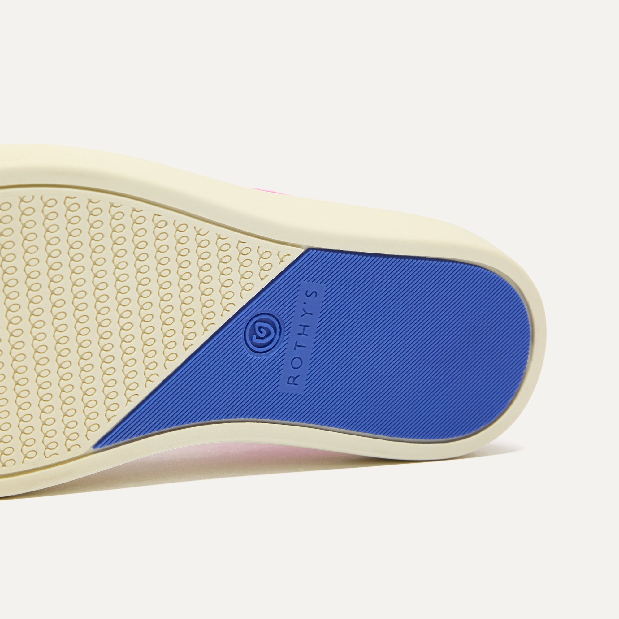 428_KidsVelcroSneaker_PinkTaffy_Sole_6590.jpg