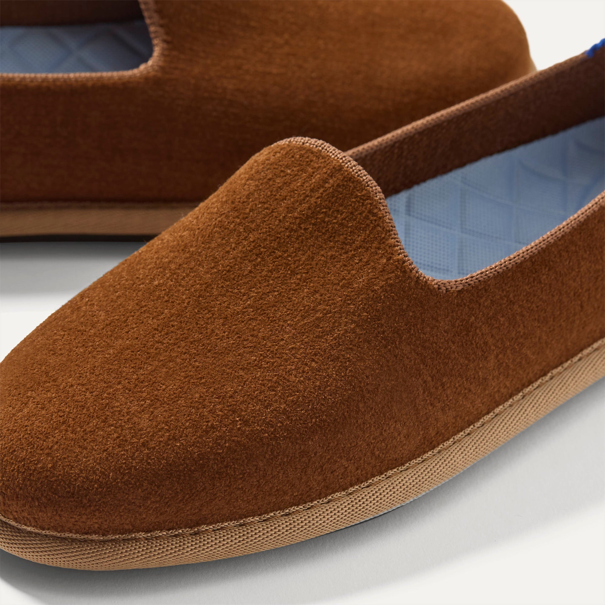 476_Rothy_sCruiserLoafer-ReVelvet_ReVelvetRusset_Toedetail_Macro_6776.jpg