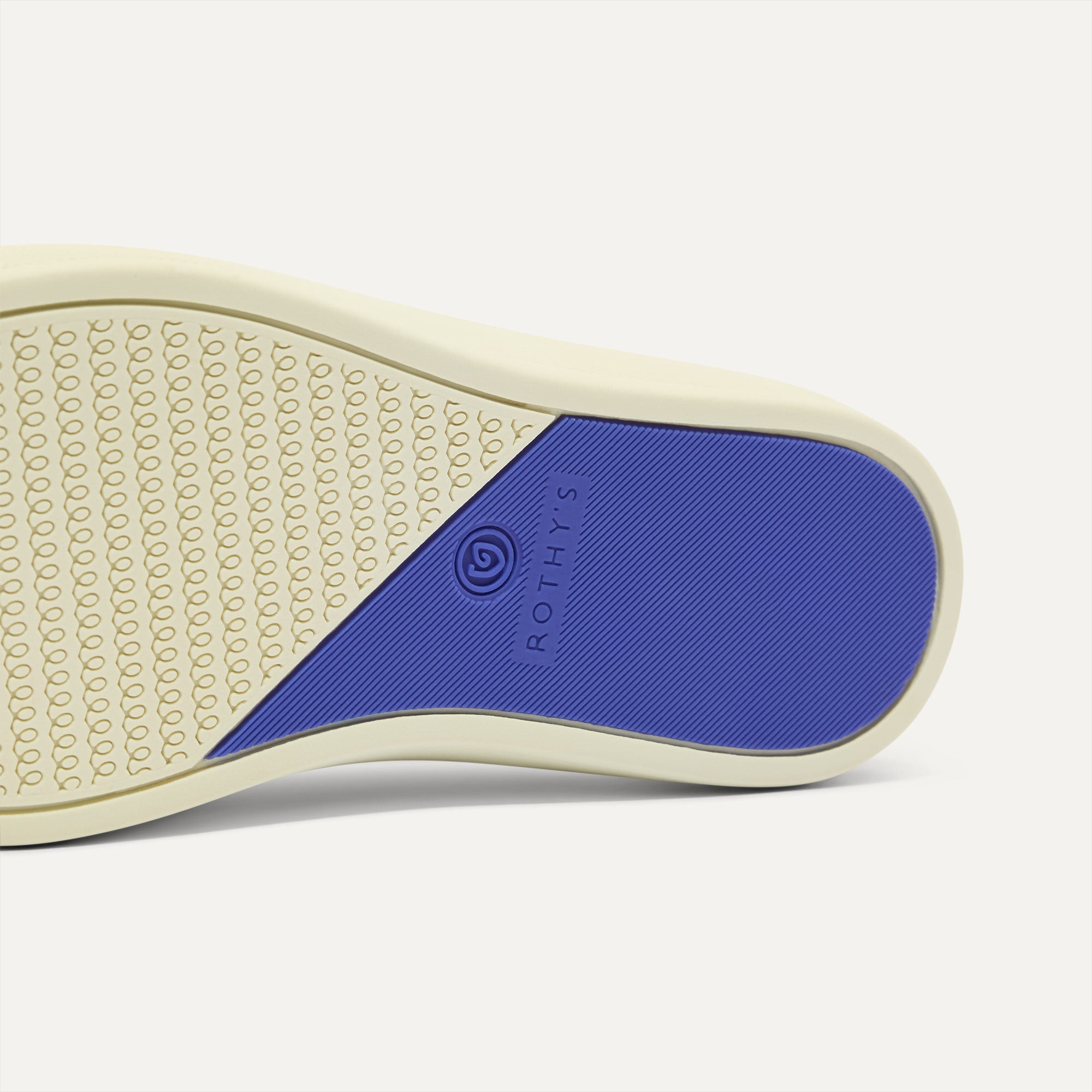 68_KidsStrapSneaker_BuoyOpen-Knit_Sole_7923.jpg